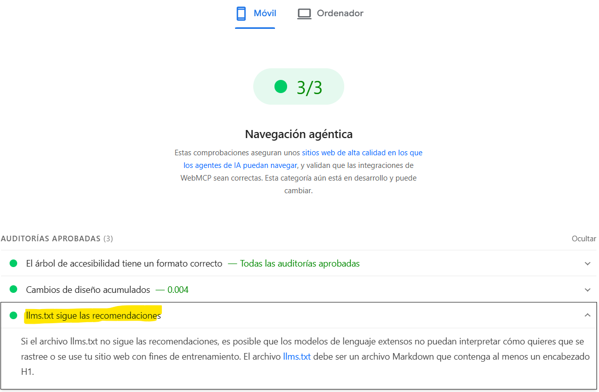 Categoría 'Navegación agéntica' de PageSpeed Insights mostrando la auditoría 'llms.txt sigue las recomendaciones' aprobada